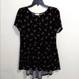 Flowy Women’s blouse